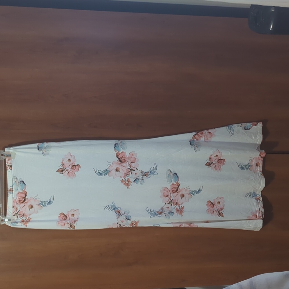 Dress - Picture 4 of 6